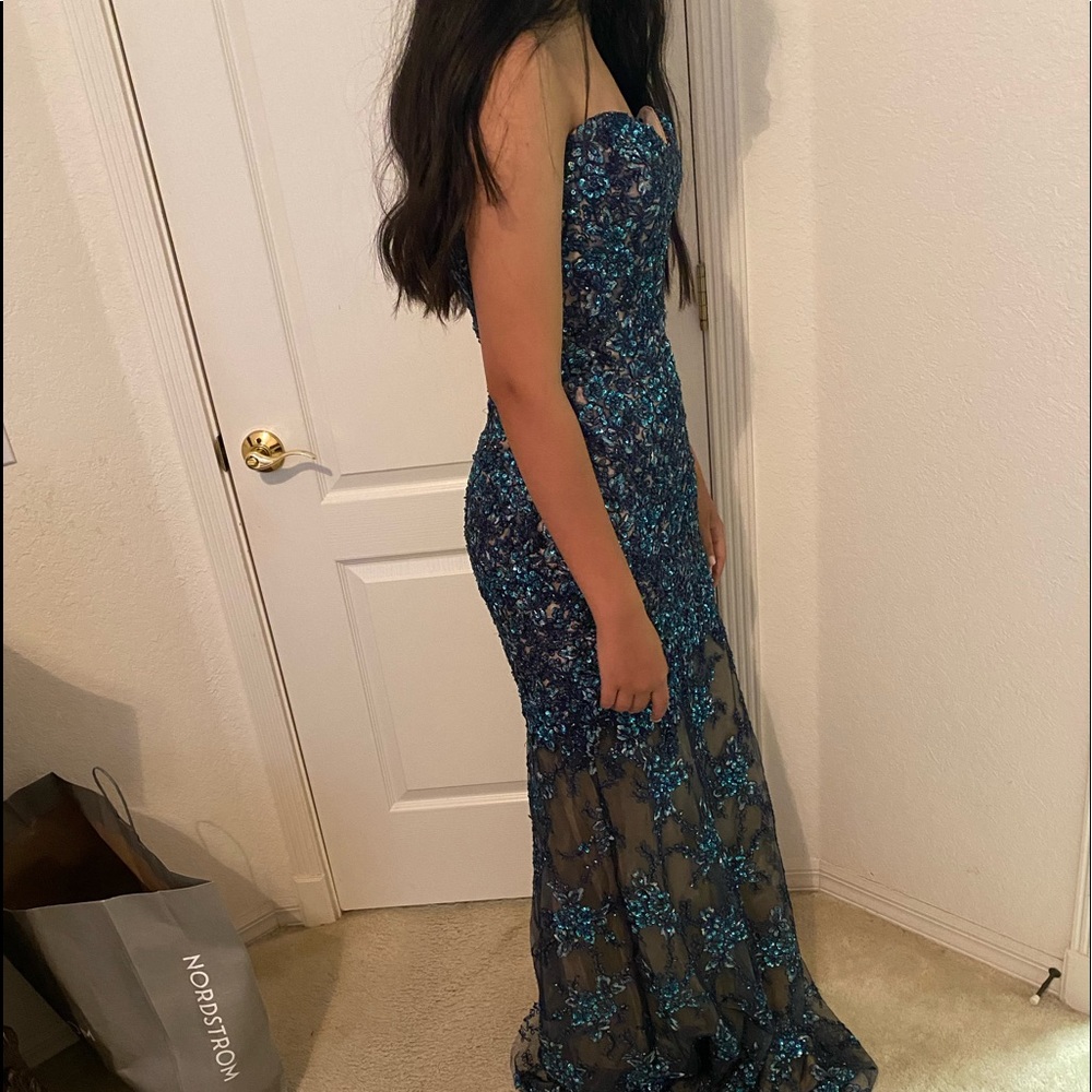 BEAUTIFUL PROM WEDDING GUEST STRAPLESS DRESS